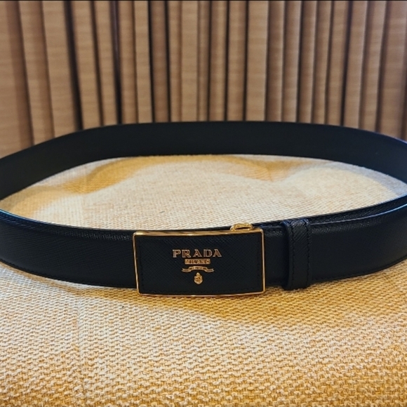 PRADA Square Logo Plate Saffiano Leather Belt - Picture 4 of 10